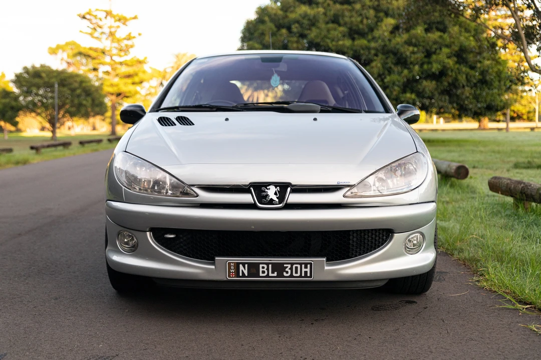 2004 Peugeot - Image 3 of 31