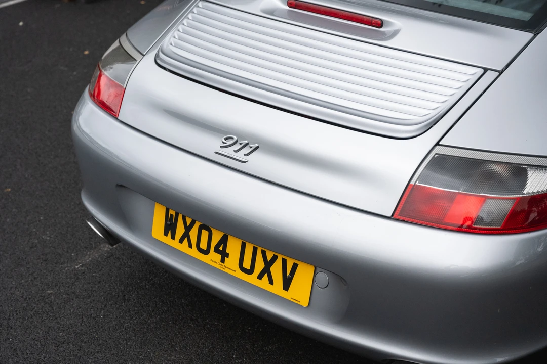 2004 Porsche 996 Carrera - Image 27 of 31