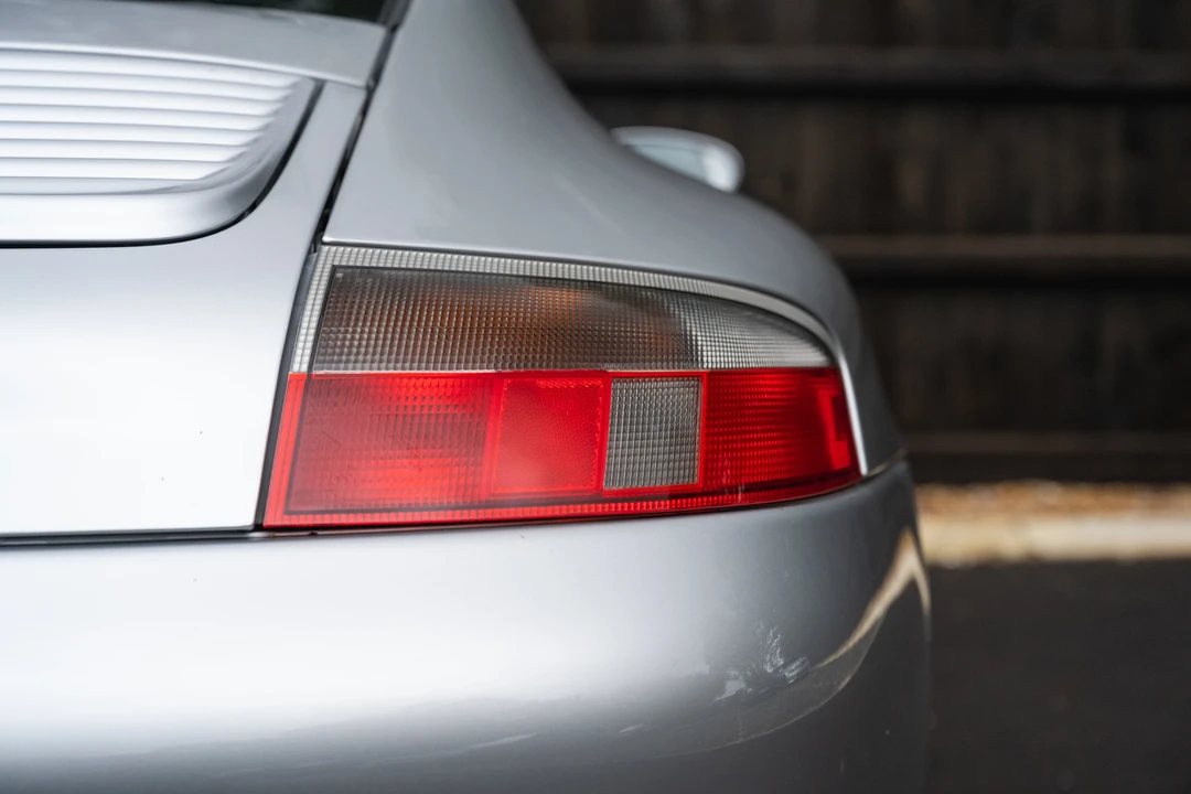2004 Porsche 996 Carrera - Image 29 of 31