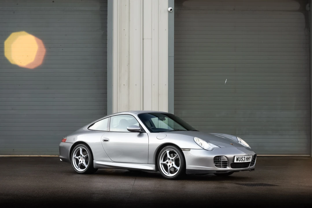 2004 Porsche 996 Carrera 4 - Image 14 of 31
