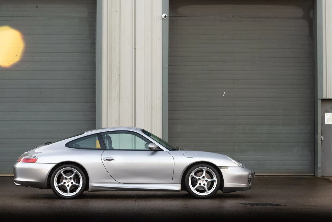 2004 Porsche 996 Carrera 4 - Image 21 of 31