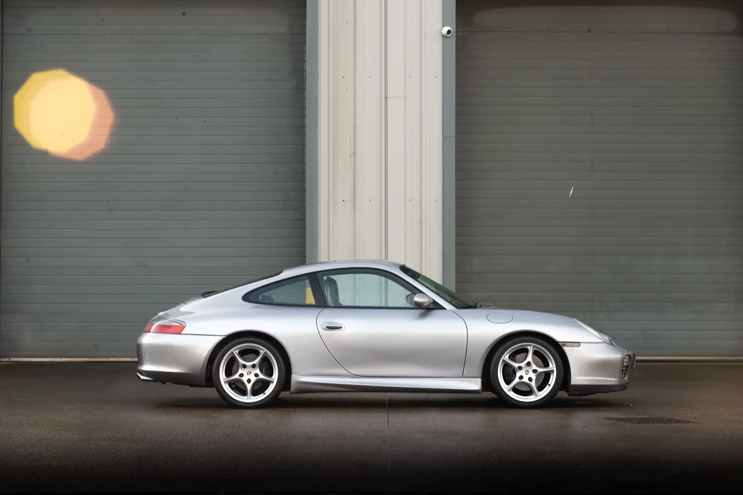 2004 Porsche 996 Carrera 4 - Image 22 of 31
