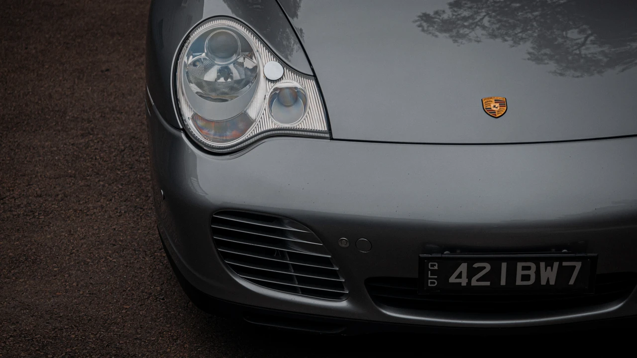 2004 Porsche 996 Carrera - Image 17 of 19