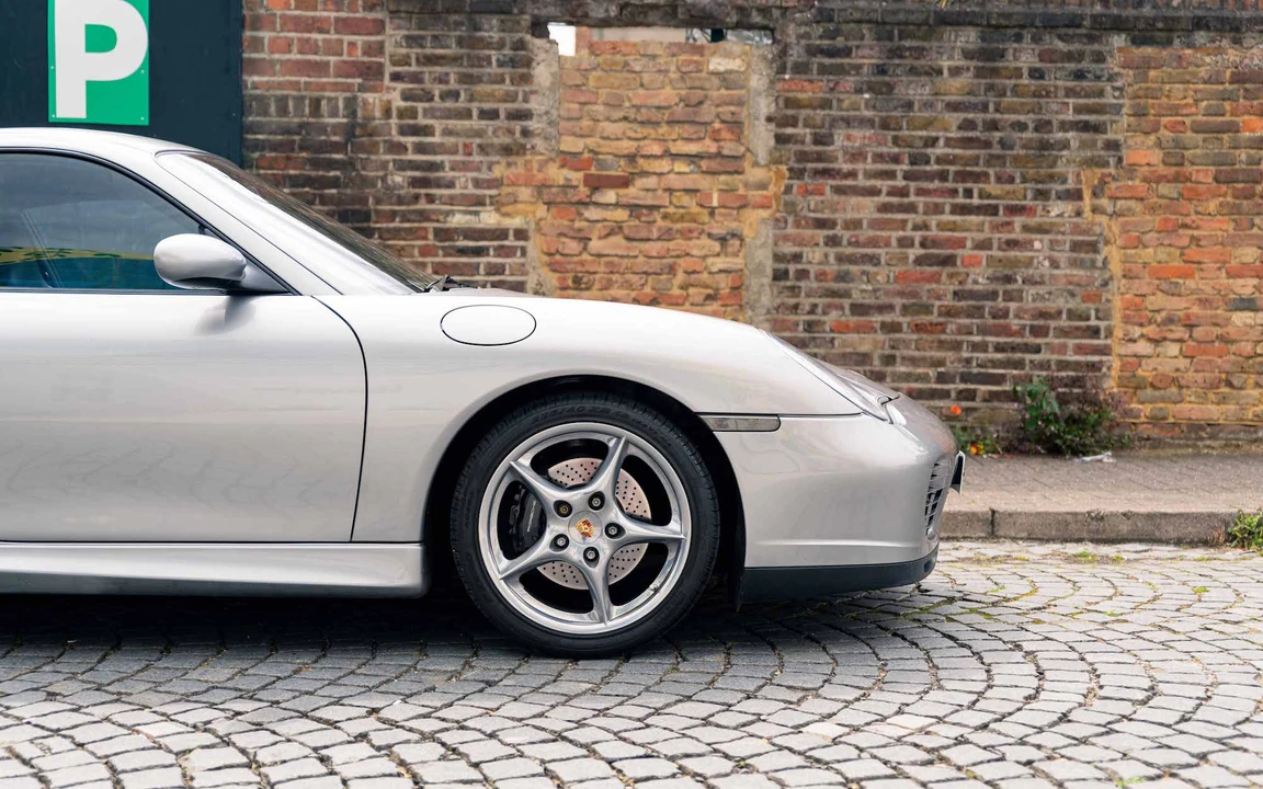 2004 Porsche 996 Carrera - Image 28 of 31