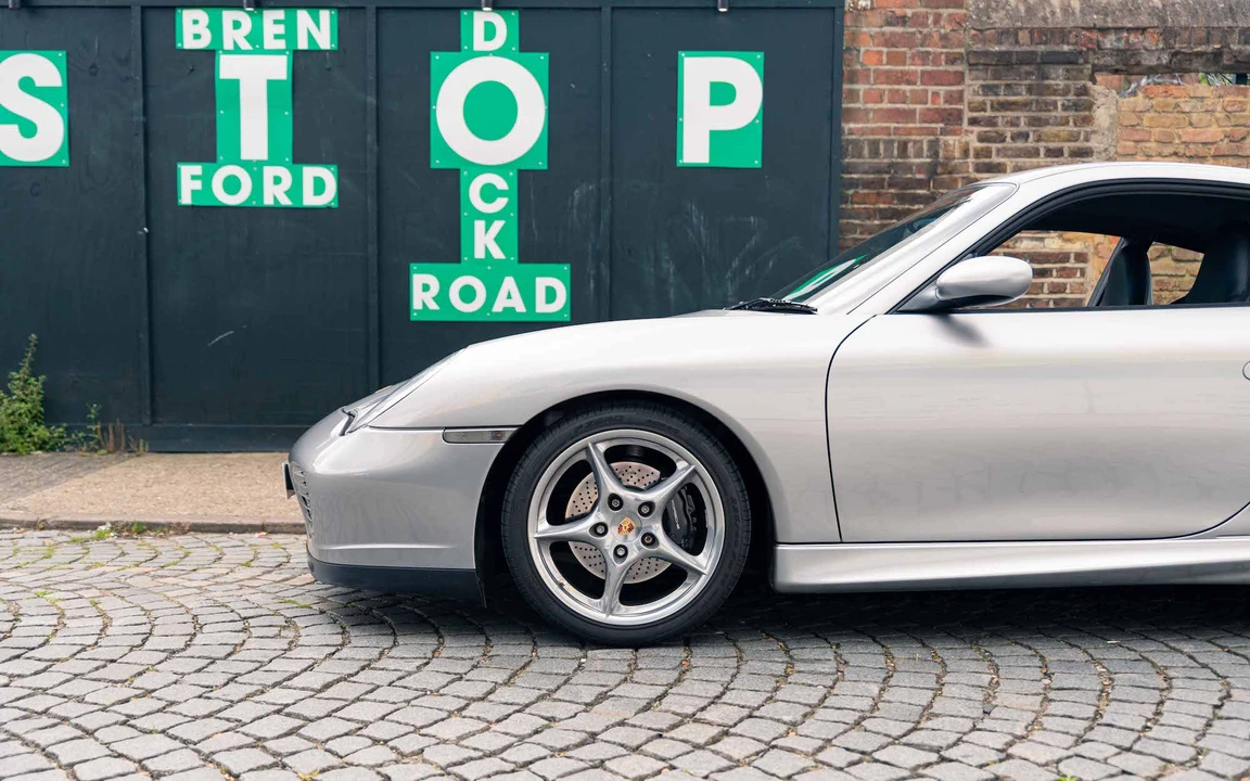 2004 Porsche 996 Carrera - Image 25 of 31