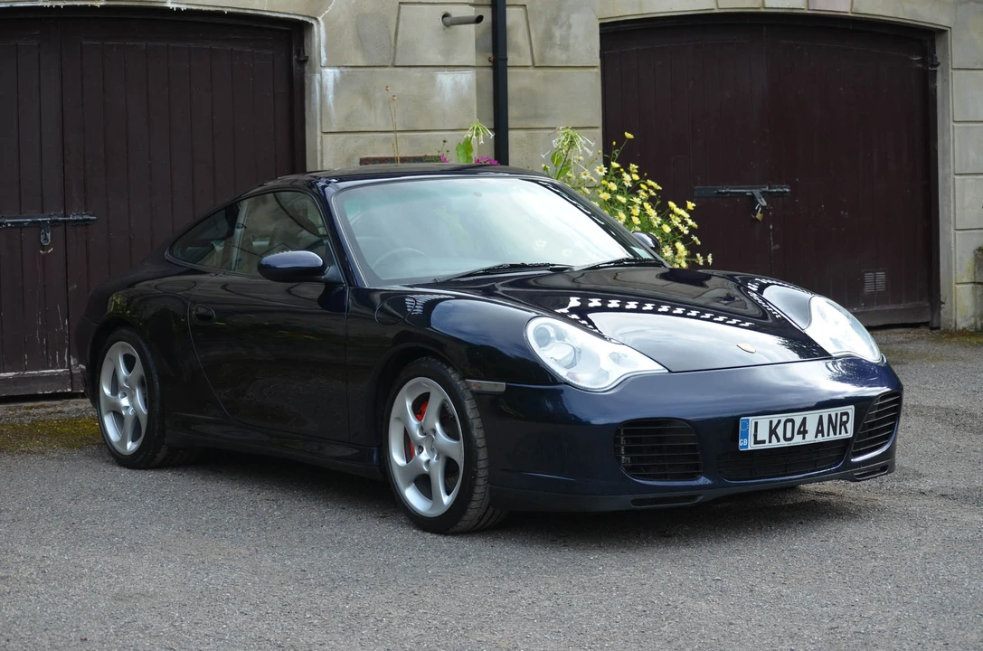 2004 Porsche 996 Carrera 4S - Image 10 of 31