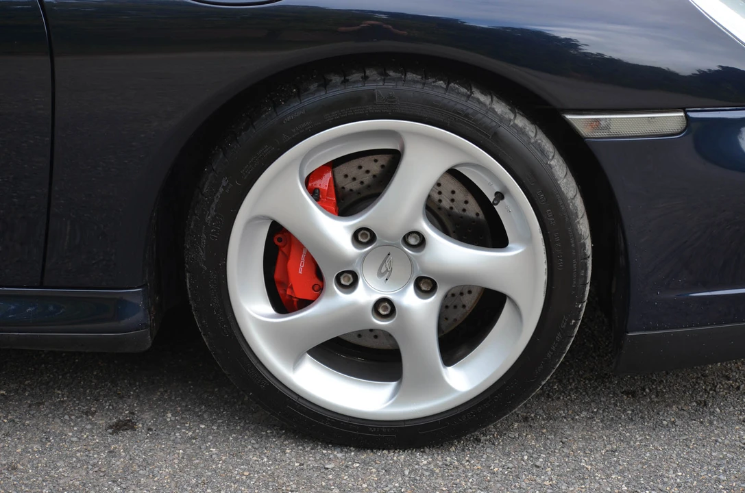 2004 Porsche 996 Carrera 4S - Image 11 of 31