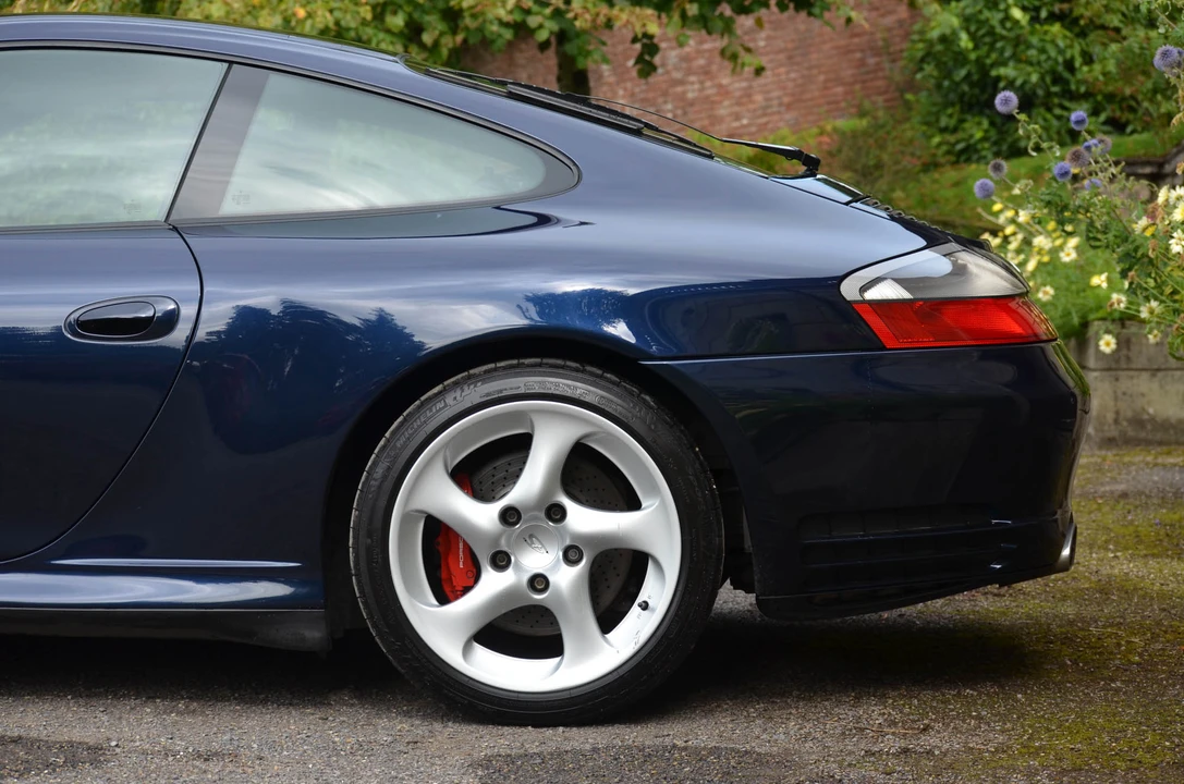 2004 Porsche 996 Carrera 4S - Image 15 of 31