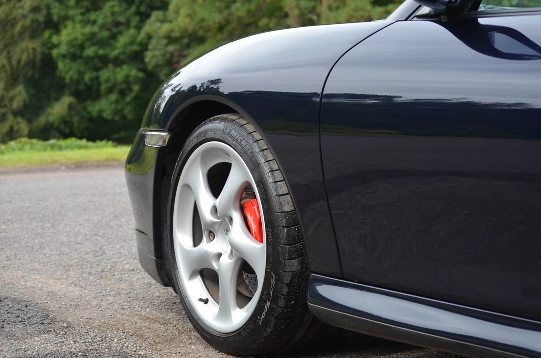 2004 Porsche 996 Carrera 4S - Image 22 of 31