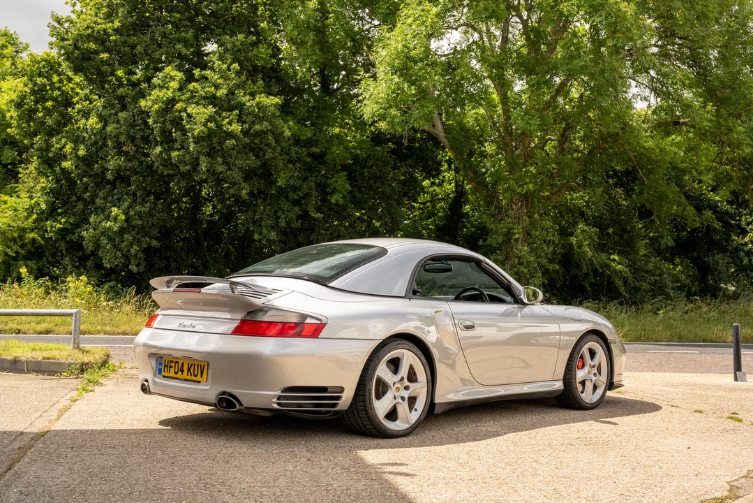 2004 Porsche 996 Turbo - Image 17 of 31