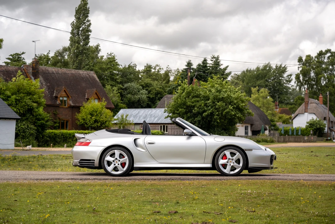 2004 Porsche 996 Turbo - Image 9 of 31