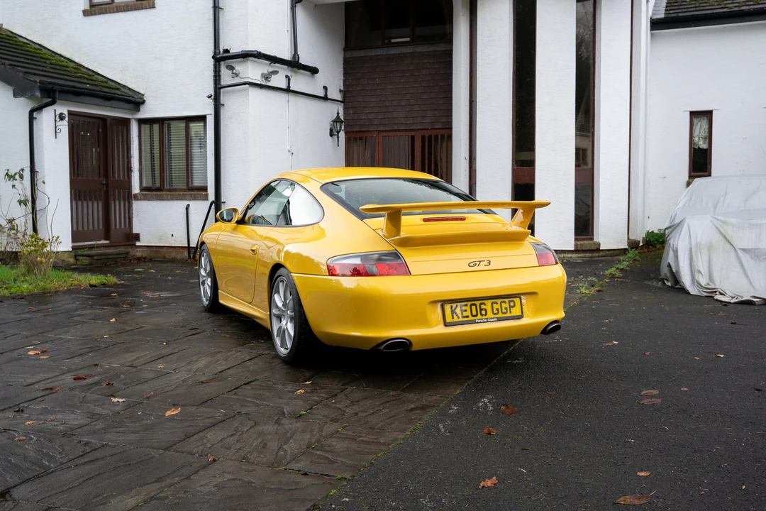 2004 Porsche 996 GT3 - Image 16 of 31