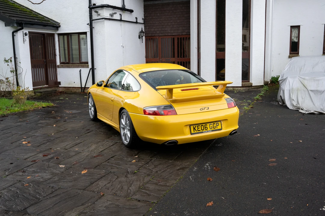 2004 Porsche 996 GT3 - Image 17 of 31