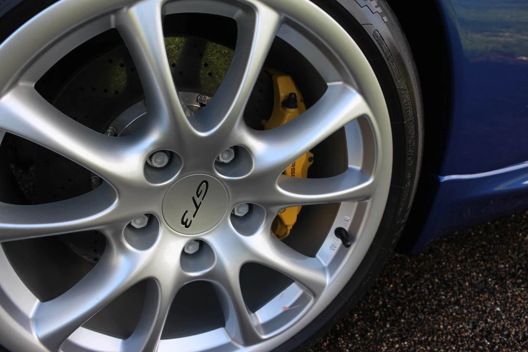 2004 Porsche 996 GT3 - Image 12 of 31