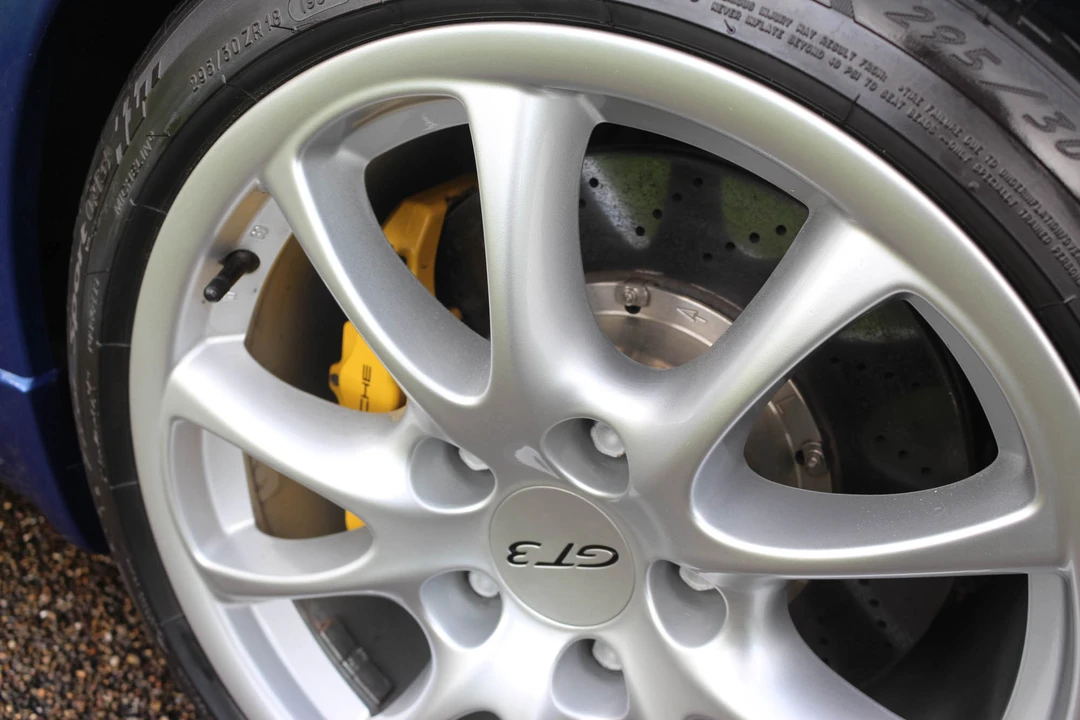 2004 Porsche 996 GT3 - Image 16 of 31