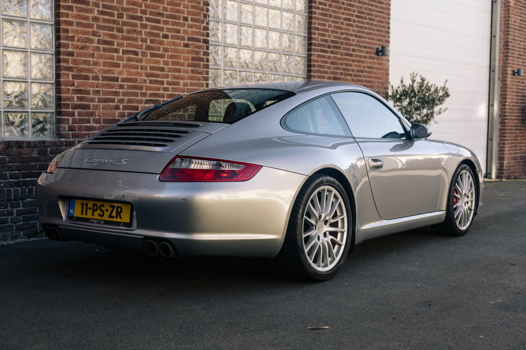 2004 Porsche 997 Carrera S - Image 9 of 31