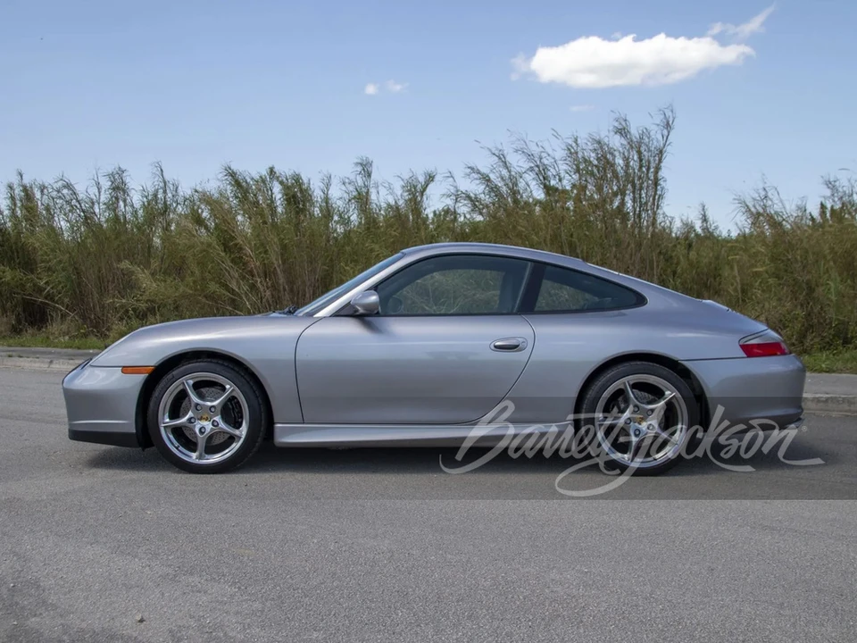 2004 Porsche 996 Carrera - Image 9 of 29