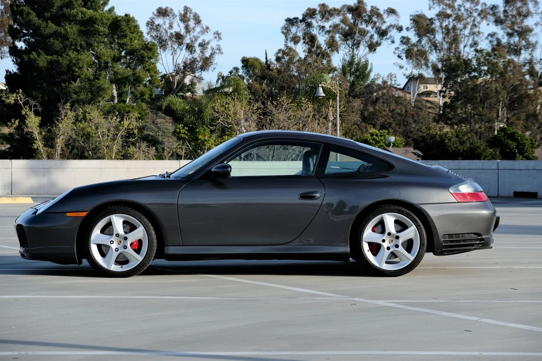 2004 Porsche 996 Carrera 4S - Image 8 of 31