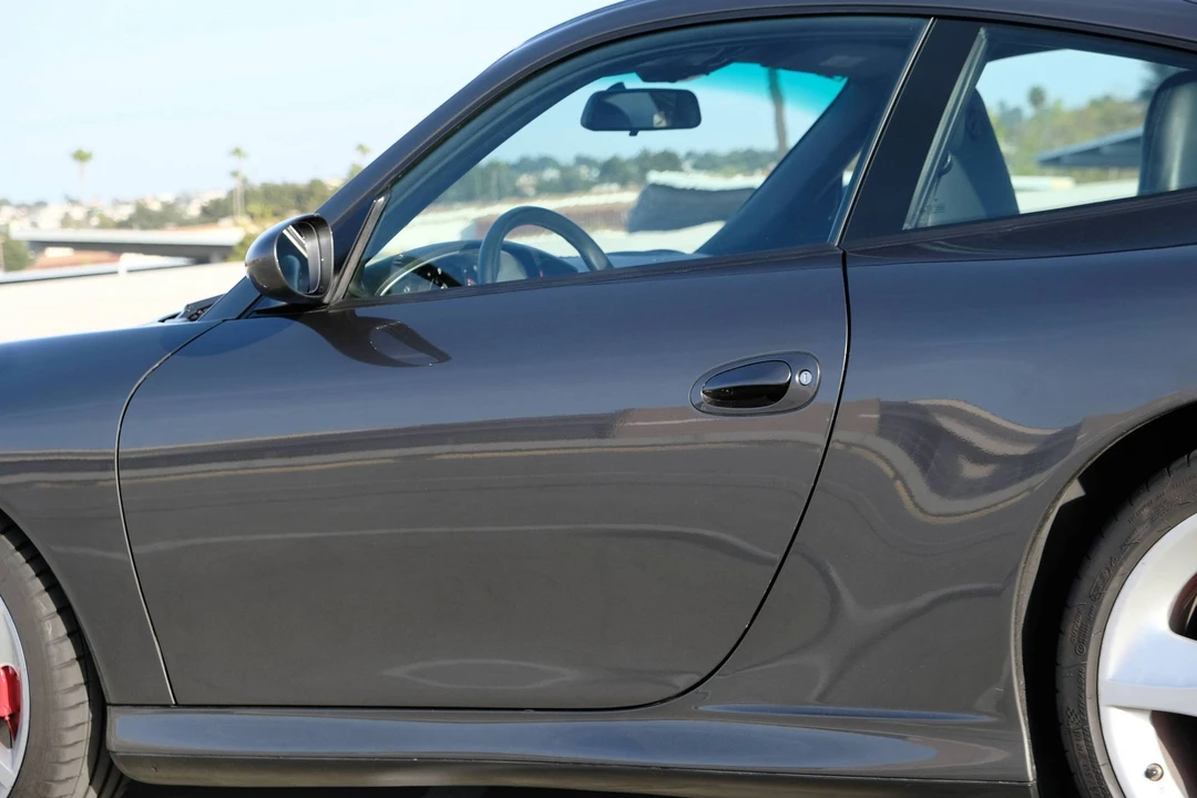 2004 Porsche 996 Carrera 4S - Image 9 of 31