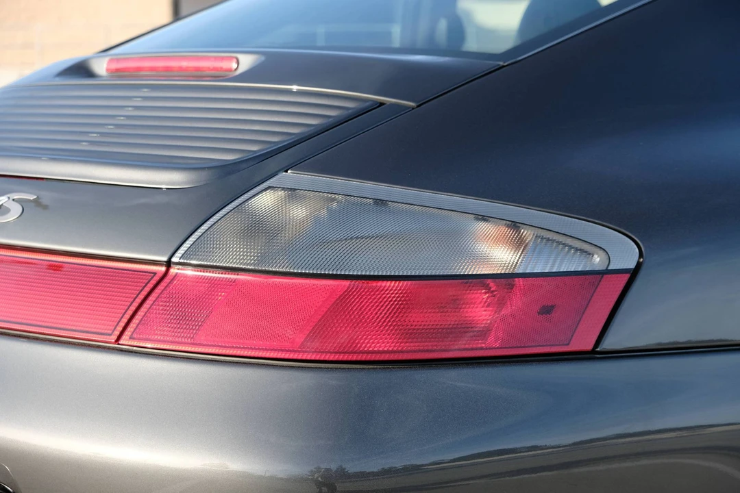 2004 Porsche 996 Carrera 4S - Image 16 of 31