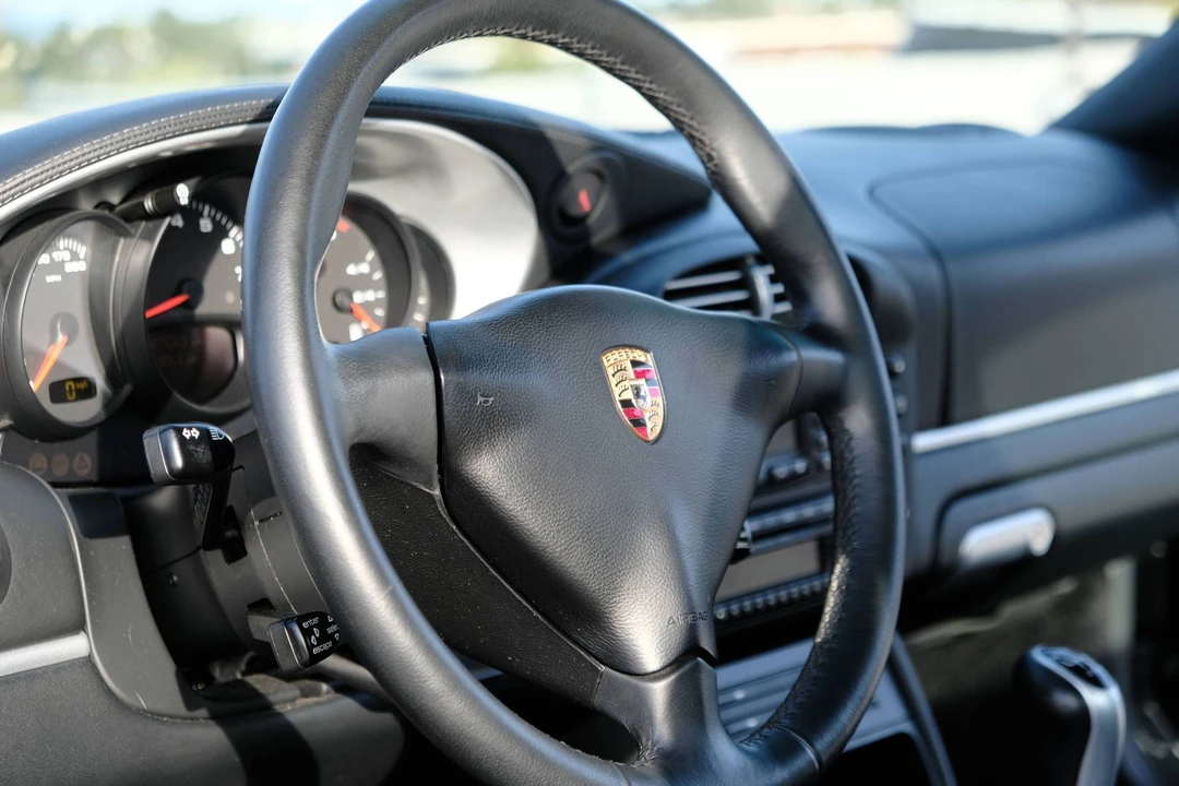 2004 Porsche 996 Carrera 4S - Image 25 of 31