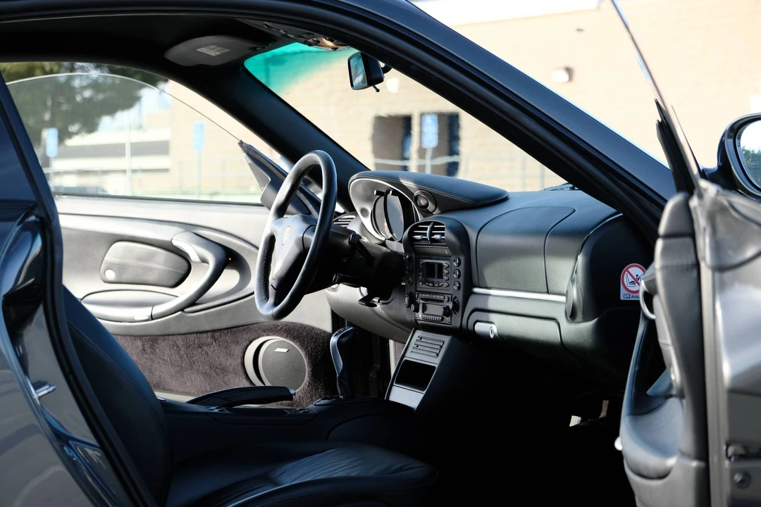 2004 Porsche 996 Carrera 4S - Image 27 of 31