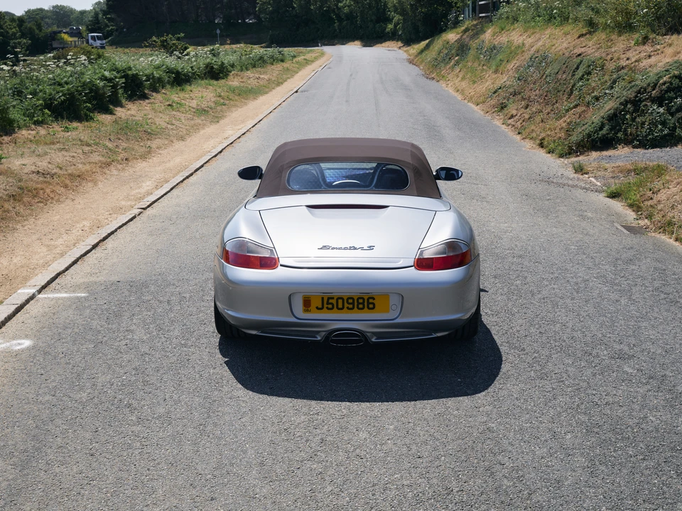 2004 Porsche 986 Boxster S - Image 15 of 31