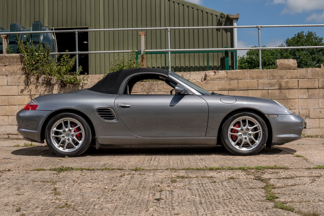 2004 Porsche 986 Boxster - Image 14 of 31