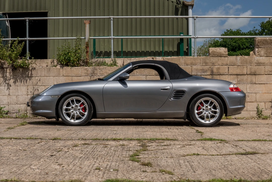 2004 Porsche 986 Boxster - Image 10 of 31