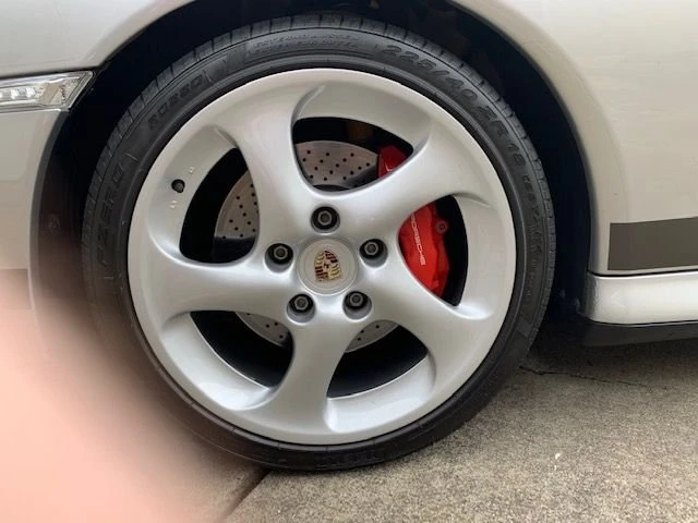 2004 Porsche 996 Carrera 4S - Image 12 of 31