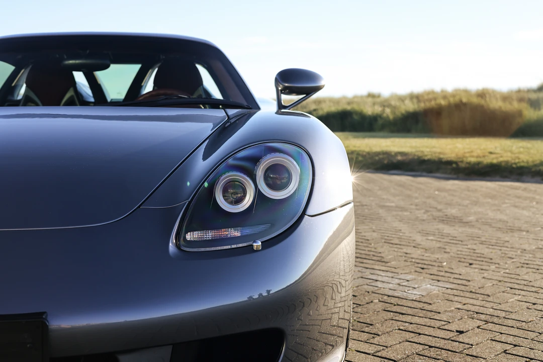 2004 Porsche Carrera GT - Image 16 of 31