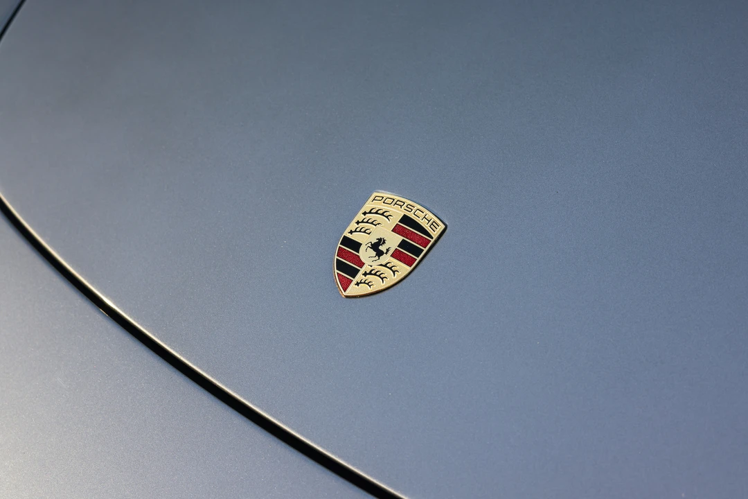 2004 Porsche Carrera GT - Image 19 of 31