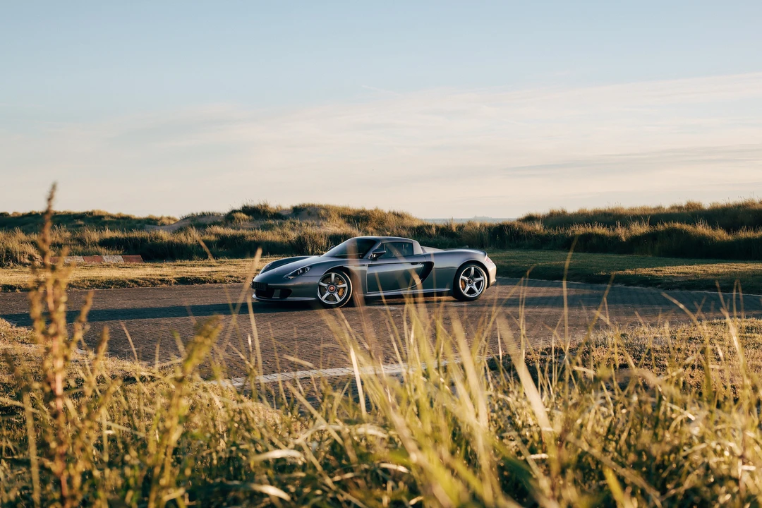 2004 Porsche Carrera GT - Image 11 of 31