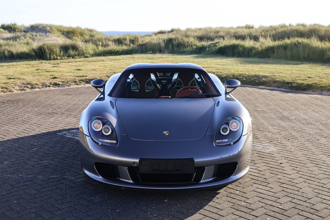 2004 Porsche Carrera GT - Image 13 of 31