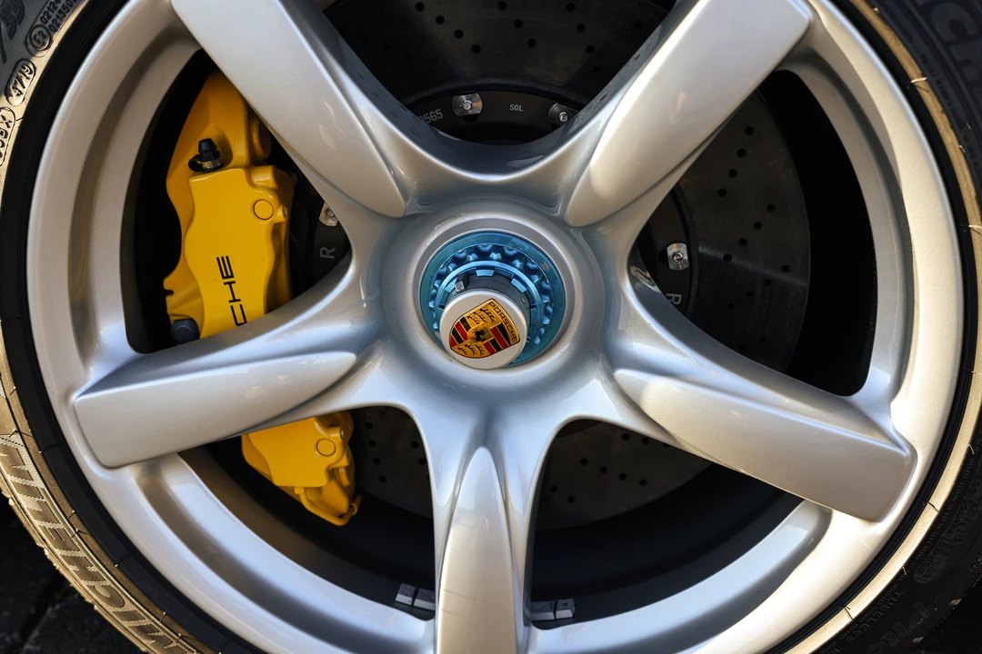2004 Porsche Carrera GT - Image 25 of 31