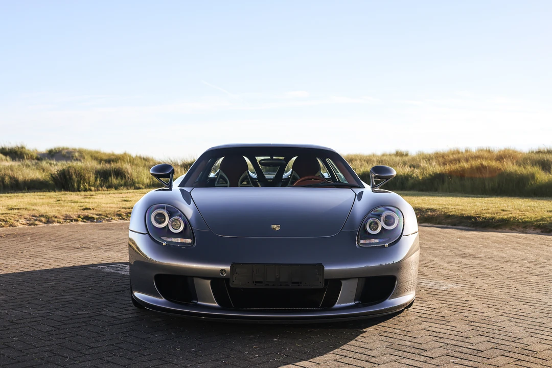 2004 Porsche Carrera GT - Image 14 of 31