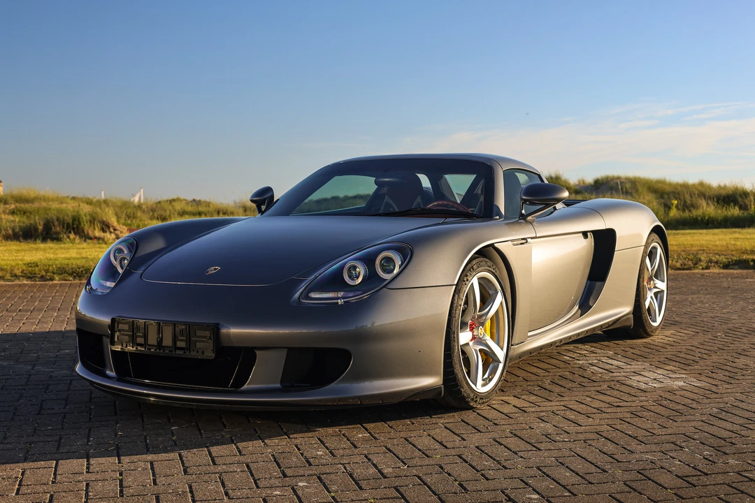 2004 Porsche Carrera GT - Image 7 of 31