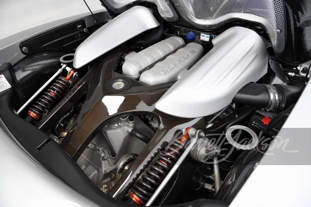 2004 Porsche Carrera GT - Image 7 of 31