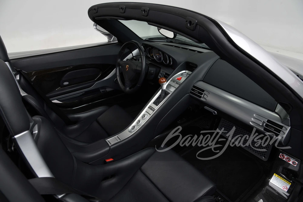 2004 Porsche Carrera GT - Image 12 of 31