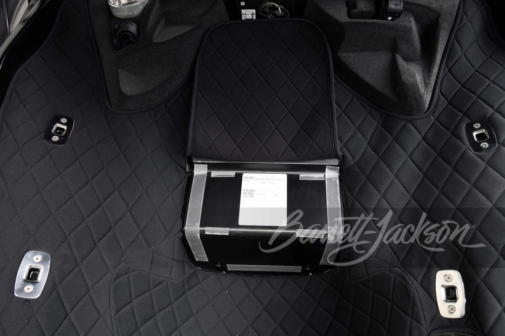 2004 Porsche Carrera GT - Image 22 of 31
