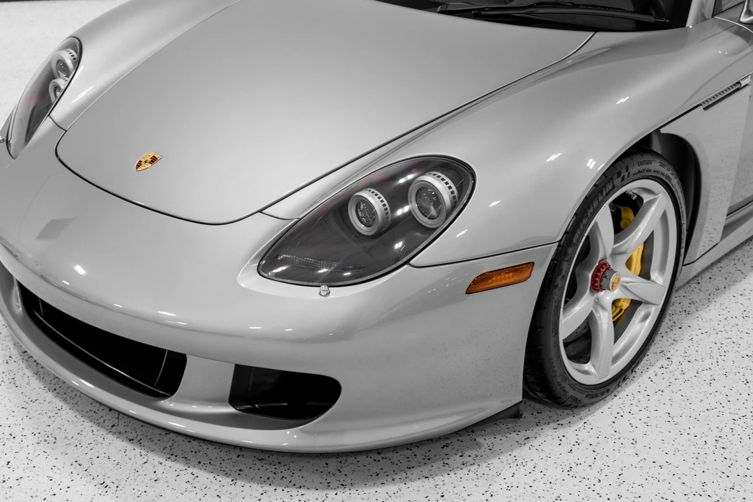 2004 Porsche Carrera GT - Image 21 of 31