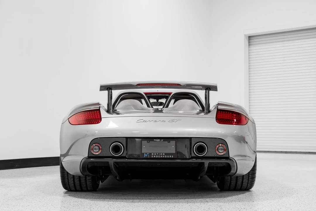 2004 Porsche Carrera GT - Image 11 of 31