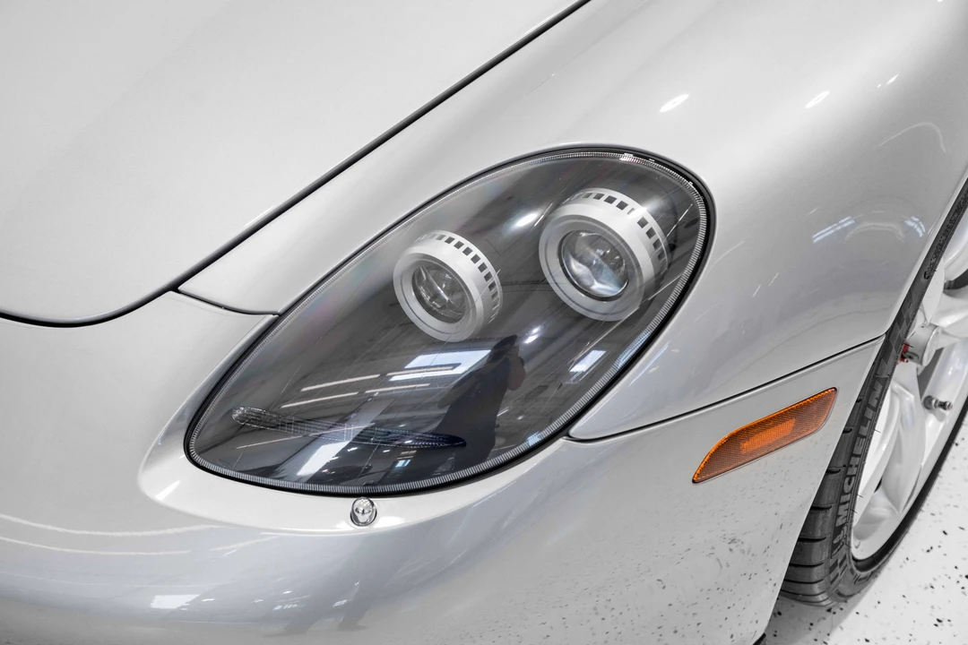 2004 Porsche Carrera GT - Image 25 of 31