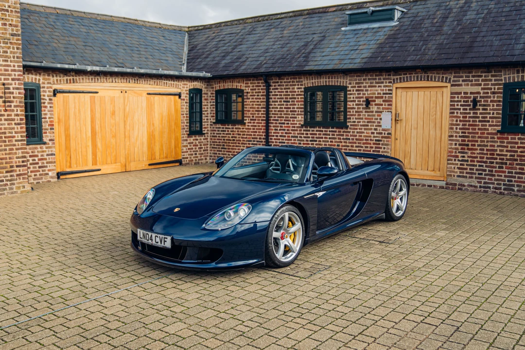 2004 Porsche Carrera GT - Image 16 of 31
