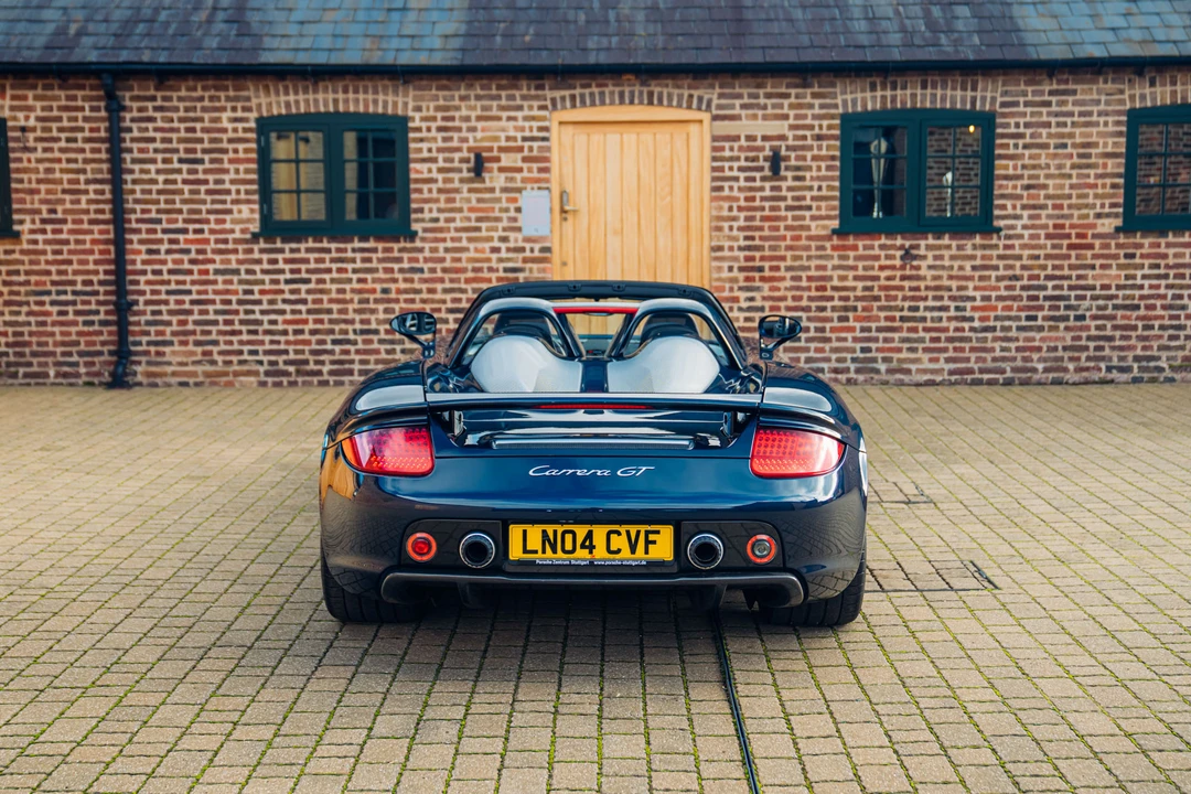 2004 Porsche Carrera GT - Image 14 of 31