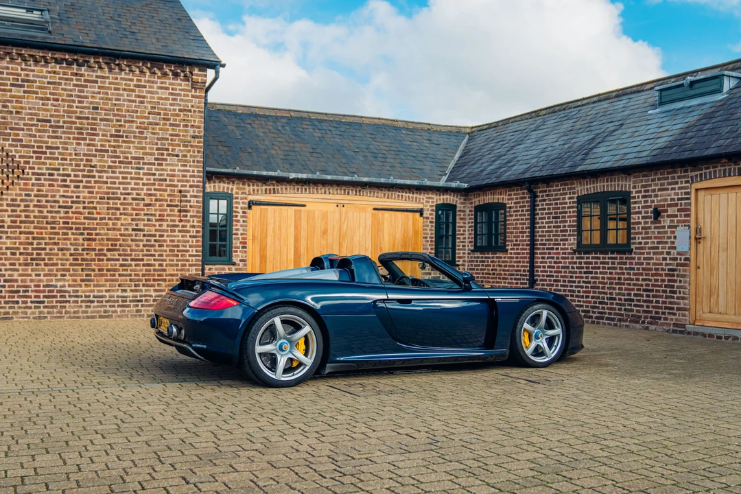 2004 Porsche Carrera GT - Image 19 of 31