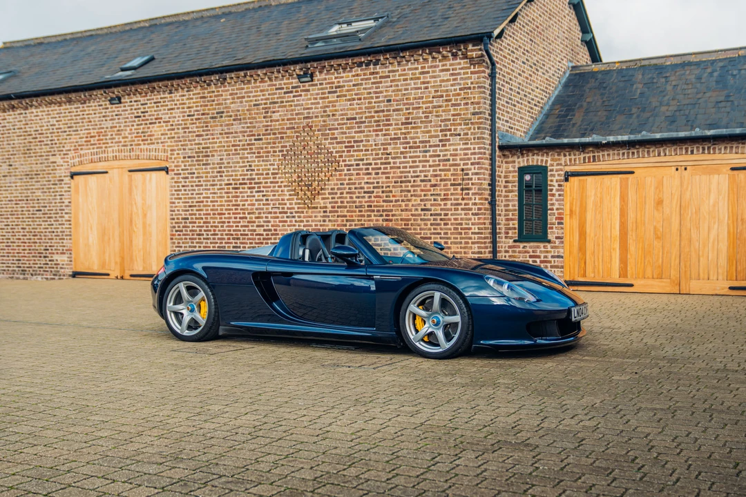 2004 Porsche Carrera GT - Image 17 of 31