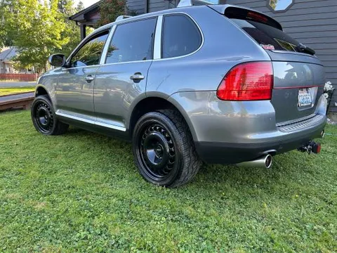 2004 Porsche Cayenne