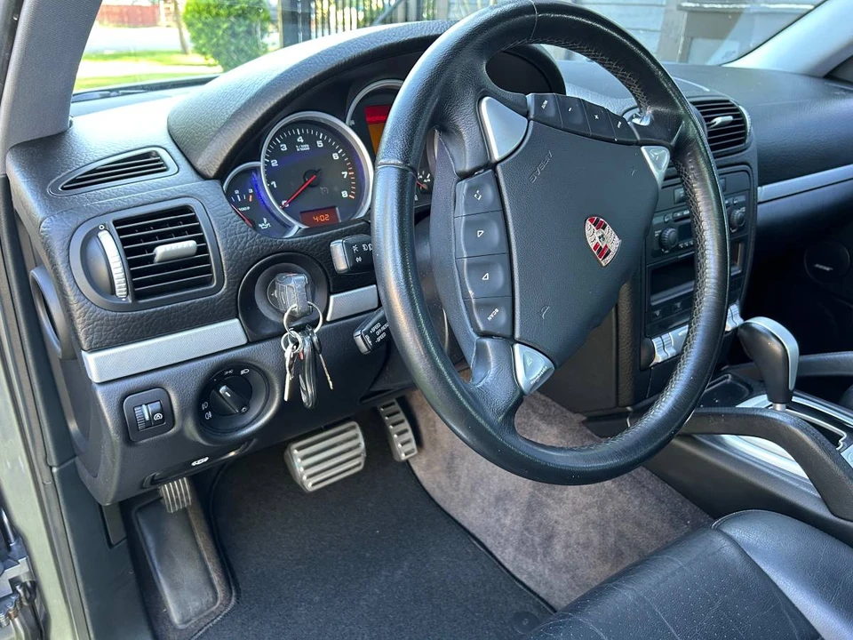 2004 Porsche 955/957 Cayenne - Image 9 of 24