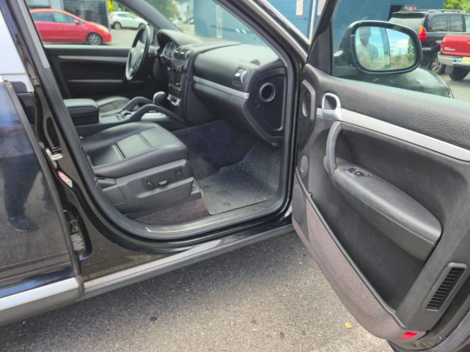 2004 Porsche 955/957 Cayenne S - Image 13 of 20